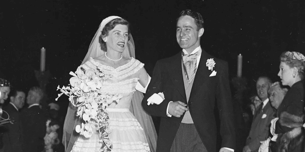 45 Iconic Vintage Photos of Celebrity Weddings From the 1950s