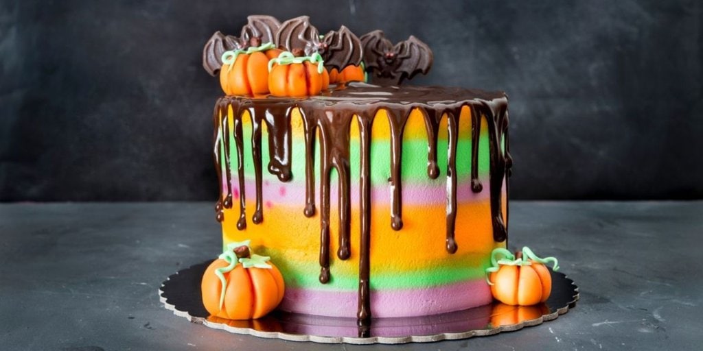 4 Spooky Halloween Cakes Guaranteed to Scare Up Smiles