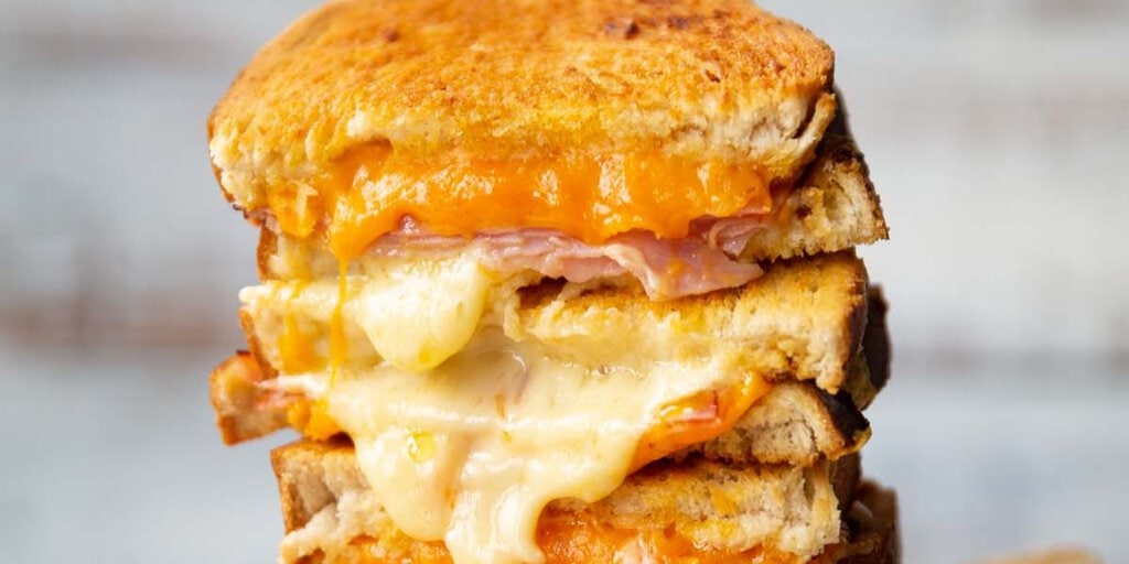 How to Make a Delicious Ham and Cheese Toastie in an Air Fryer